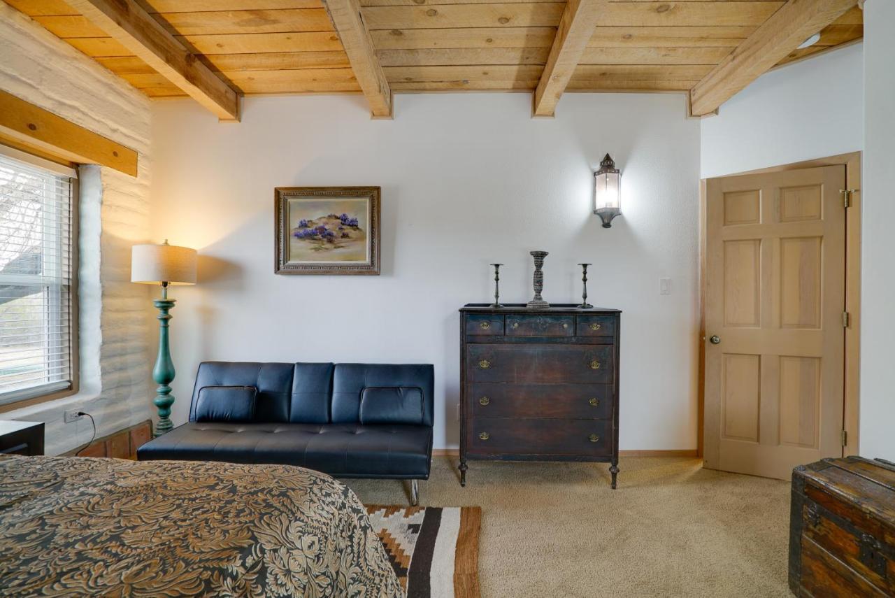 Las Cruces Home La Casa Blanca With Courtyard Ngoại thất bức ảnh
